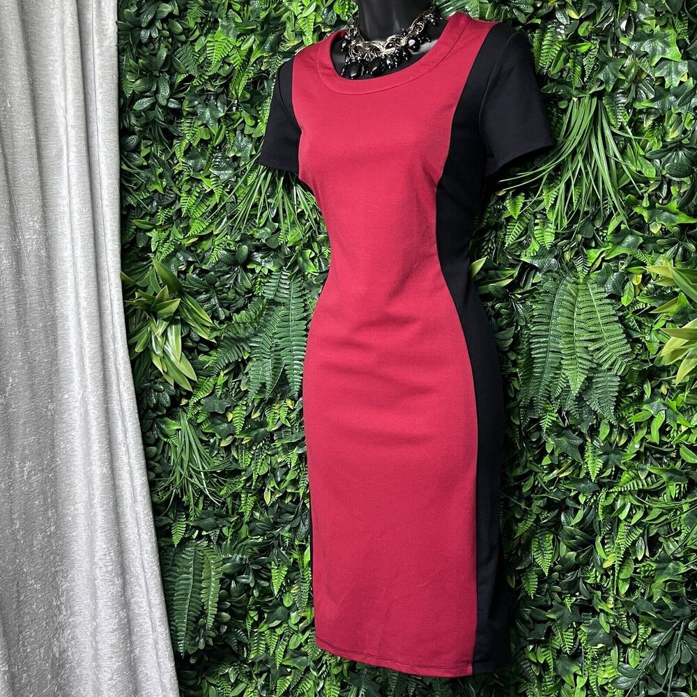 JOAN RIVERS Dress Women 6 Red Black Color Block Round Neck Sheath Cocktail 2396